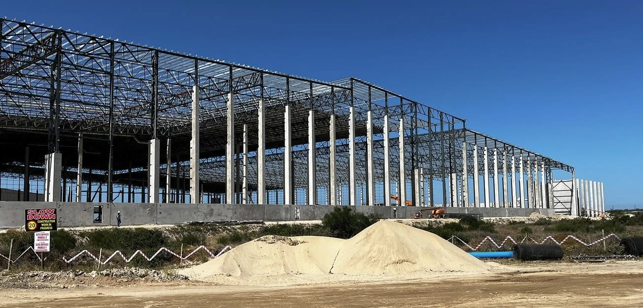 Distribution Centre — Portal Frame